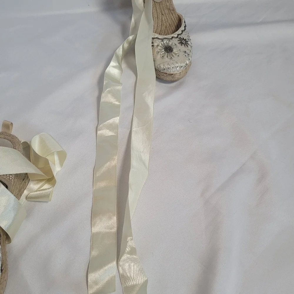 VTG Old Navy Women's Silver & Gold Satin Sequins Espadrille Shoes Size 8